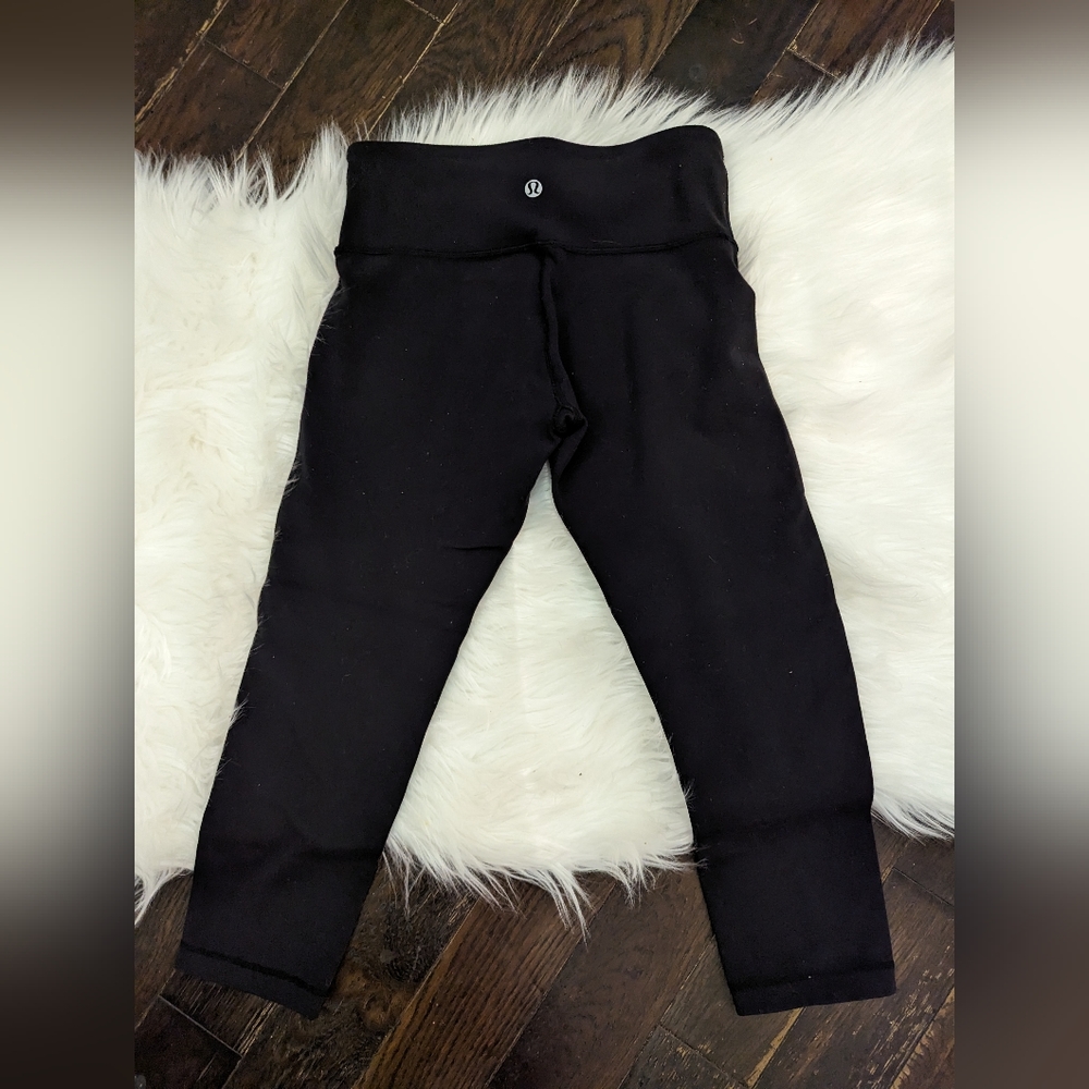 Lululemon crop pants